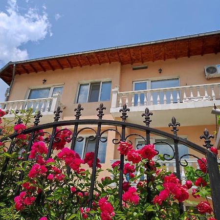 Family Hotel Velevi Welingrad Exterior foto
