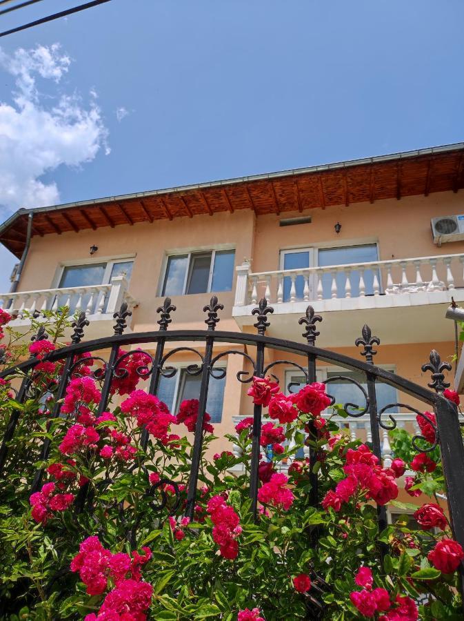 Family Hotel Velevi Welingrad Exterior foto