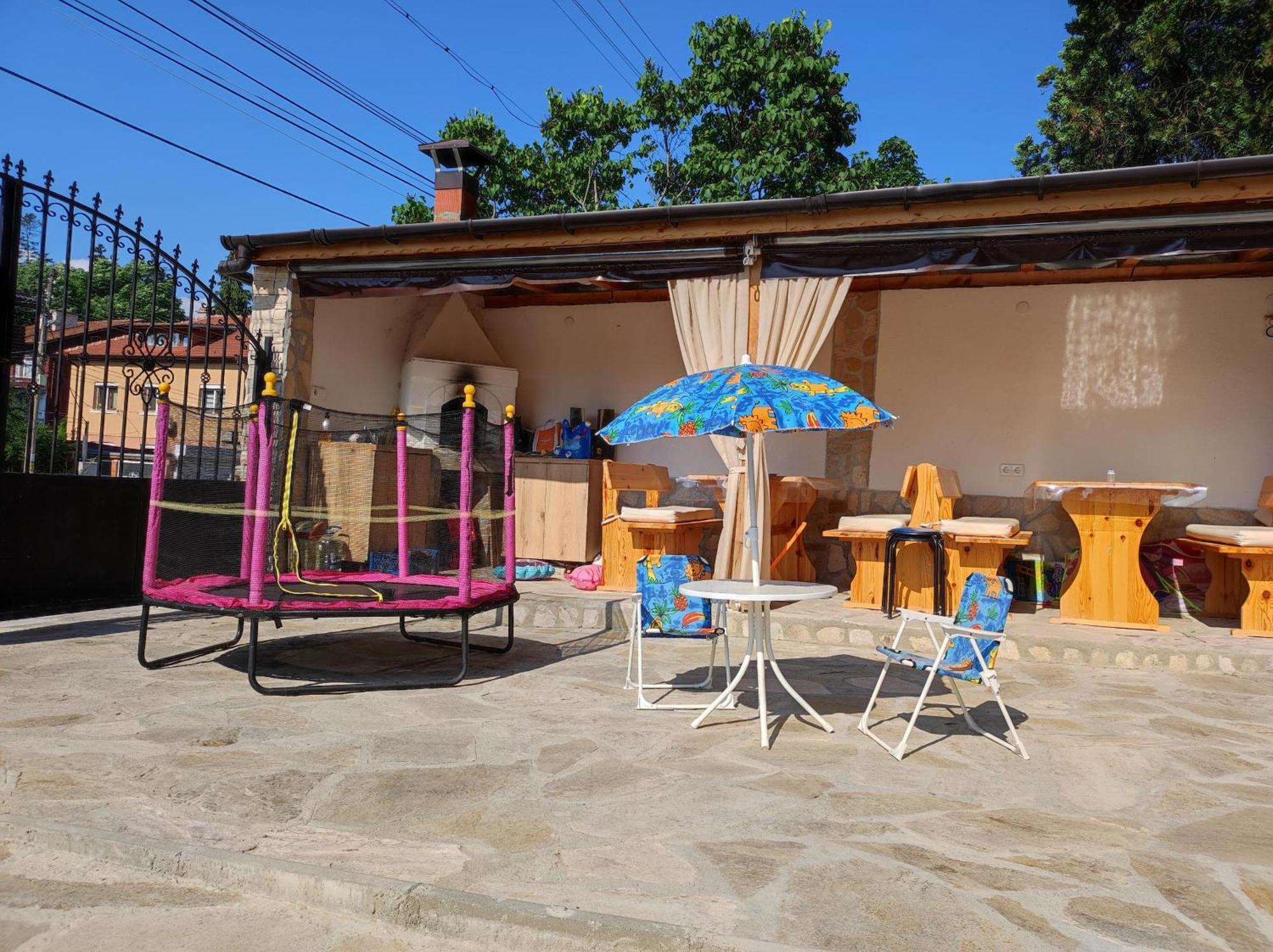 Family Hotel Velevi Welingrad Exterior foto